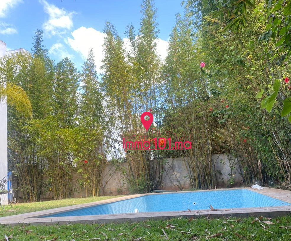 Villa à vendre à El Menzeh AYV2395